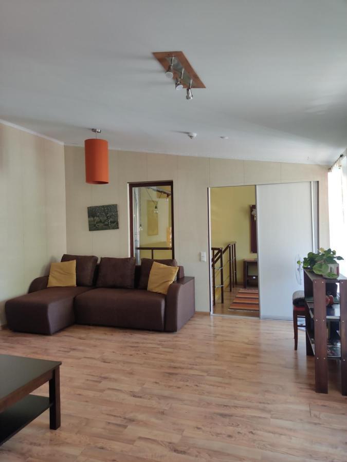 Zalais Namins Ventspils Exterior foto