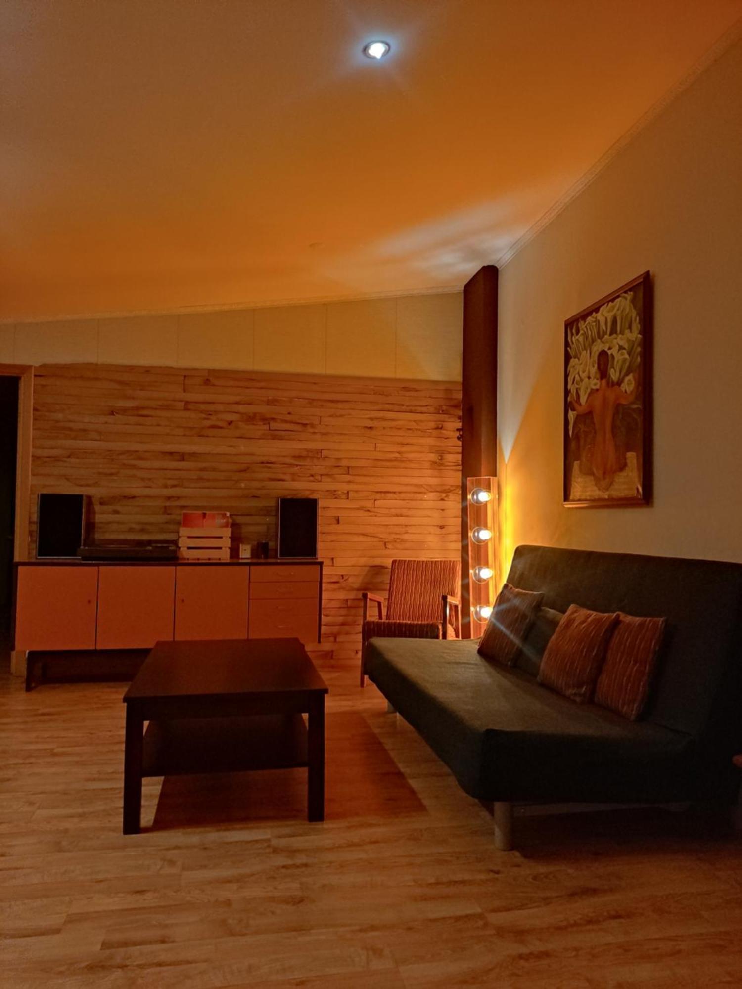 Zalais Namins Ventspils Exterior foto